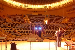 Andreas Hermeyer zur Mikrophonprobe im Tschaikowsky-Konzertsaal Moskau 2008